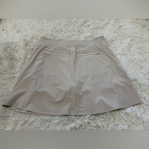 Athleta Brooklyn Heights High Rise Skort - Size 12 - Abalone Ivory - Picture 8 of 10